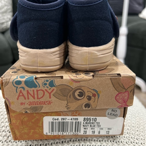 Navy Blue Kids Slippers with Cartoon Design - Picture 4 of 7